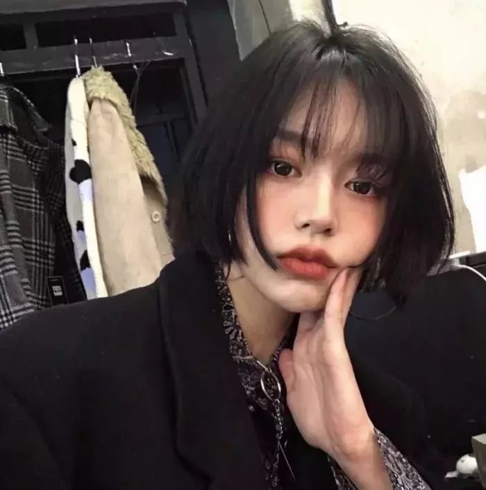 泥砖与镜子